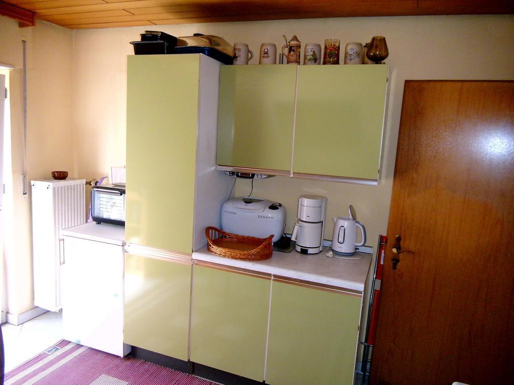 Ferienappartement Obrigheim Mosbach  Oda fotoğraf